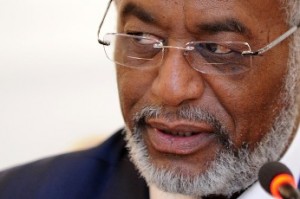 Sudanese Foreign Minister Ali Ahmed Karti speaks with his Russian counterpart Sergei Lavrov during their meeting in Moscow, on April 30, 2012. AFP PHOTO/ KIRILL KUDRYAVTSEV (Photo credit should read KIRILL KUDRYAVTSEV/AFP/GettyImages)
