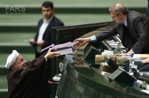 rouhani submiting of budget to majlis