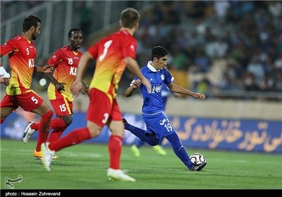 Foolad-Esteghlal football match