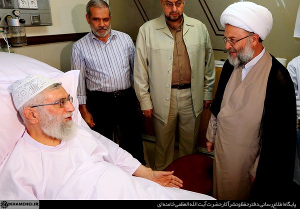 Mohsen Vahid Khorasani visits Ayatollah khamenei in hospital Mohsen Vahid Khorasani visits Ayatollah khamenei in hospital