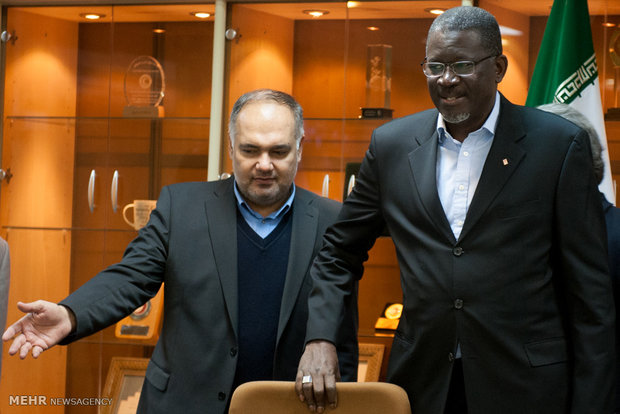Farhadi & Elhadj As Sy