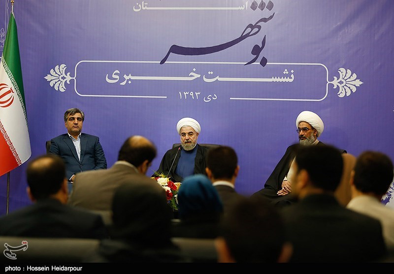 rouhani in bushehr press con
