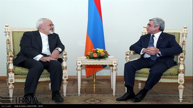 Armenian President Serzh Sargsyan meets Iran's FM Zarif in Yerevan on January 28, 2015.