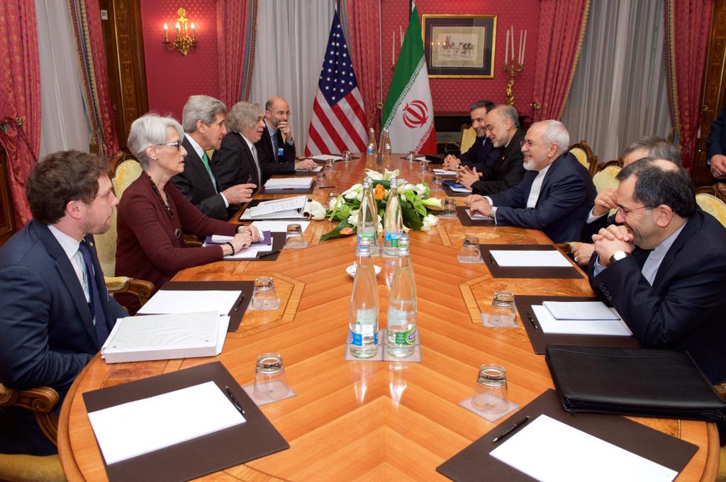 Iranian nuclear negotiators, headed by Foreign Minister Mohammad Javad Zarif, (3rd R) meet the US delegates, headed by Secretary of State John Kerry (3rd L) in the Swiss city of Lusanne, March 17, 2015.