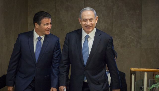 Prime Minister Benjamin Netnayahu and National Security Adviser Yossi Cohen, December 7, 2014. Photo by Emil Salman