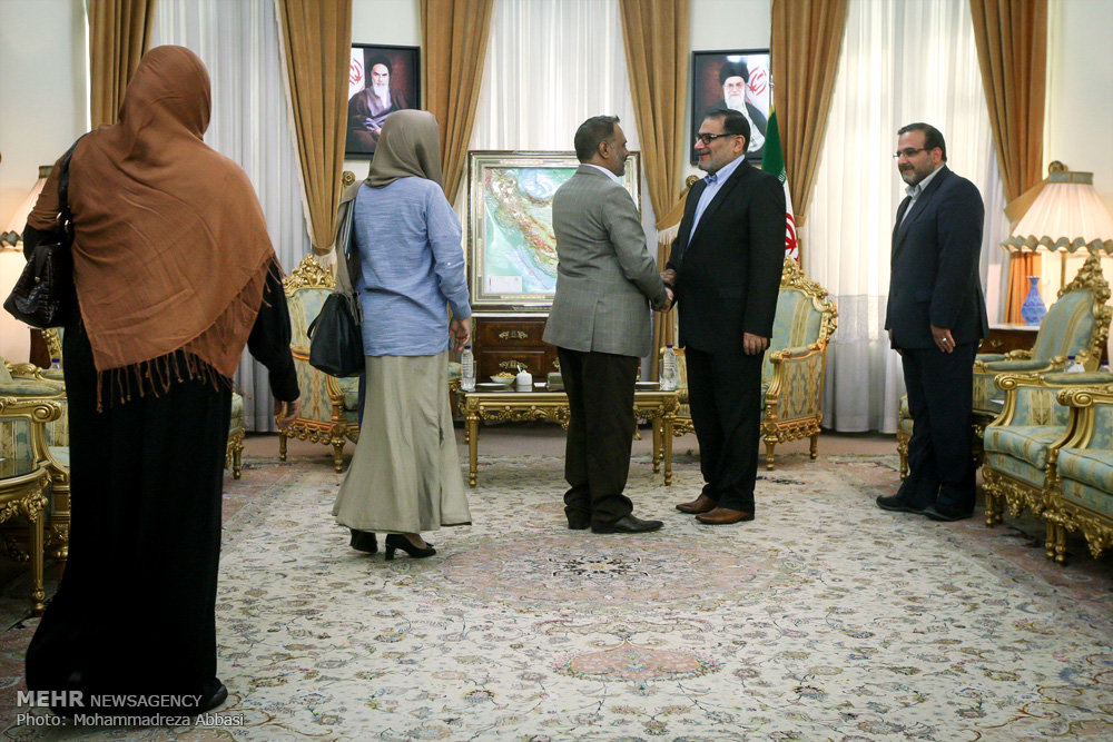 Shamkhani meeting with Yemeni official